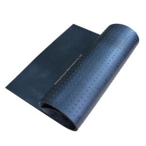 Eco-friendly heavy-duty black rubber floor mat, 10mm thick, slip-resistant surface for industrial and vehicle use
