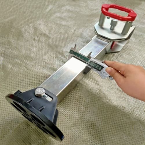 Drop Down Stabilizer Legs for Caravan and RV Trailer Corner Support