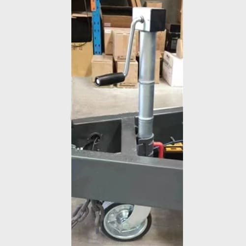 Heavy-duty trailer jack with side wind crank for lifting utility and RV trailers