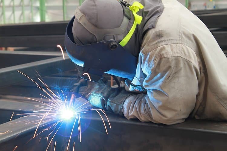 Professional Welding for OEM Custom Trailers – Precision & Strength