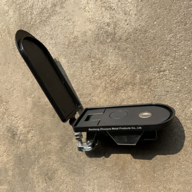 Heavy-duty compression latch lock for trailer and toolbox security