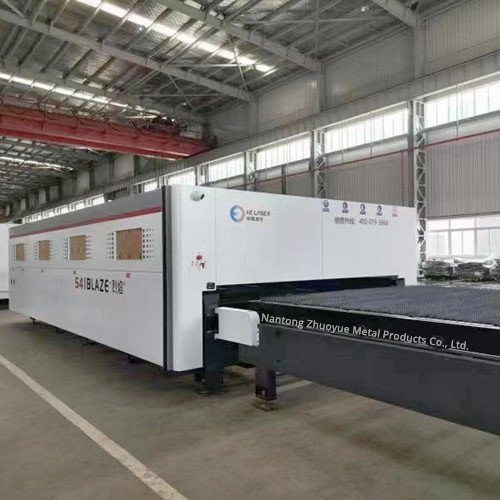 laser cutting machine