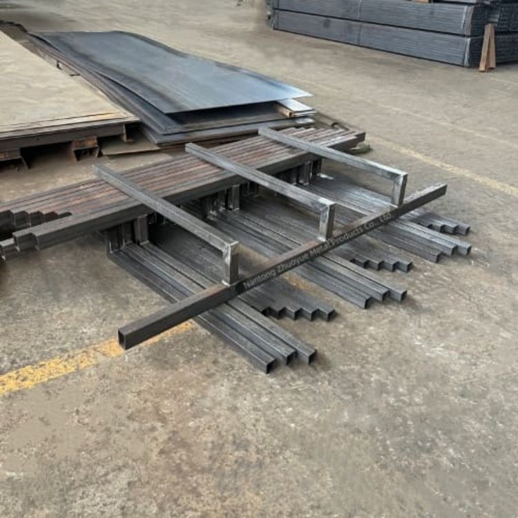 Heavy-Duty Rear Bumper Bar for Caravan – Galvanized Steel Protection with Optional Arms