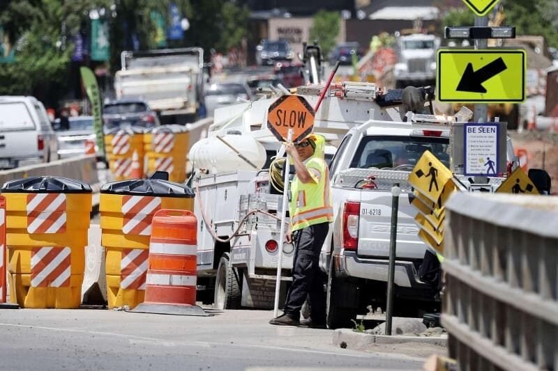 Traffic control equipment for municipal road maintenance and temporary roadwork safety